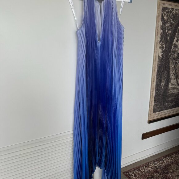L'IDEE les éléments opera pleated asymmetric gown - Ocean Blue | Size: Small, 4 - Picture 7 of 14